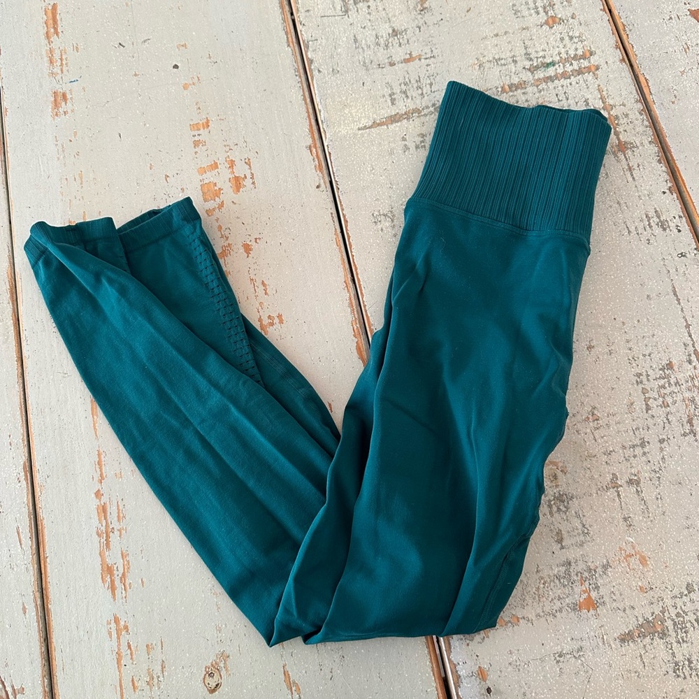 Good karma fp movement leggings